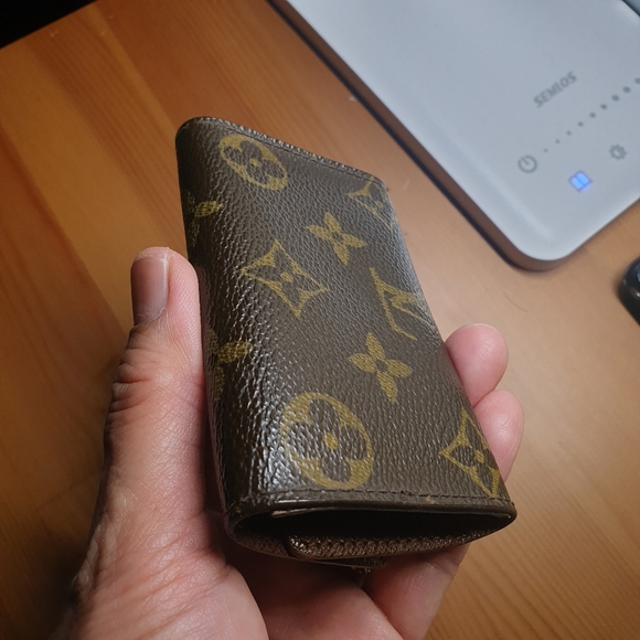 LV key holder - Picture 4 of 8